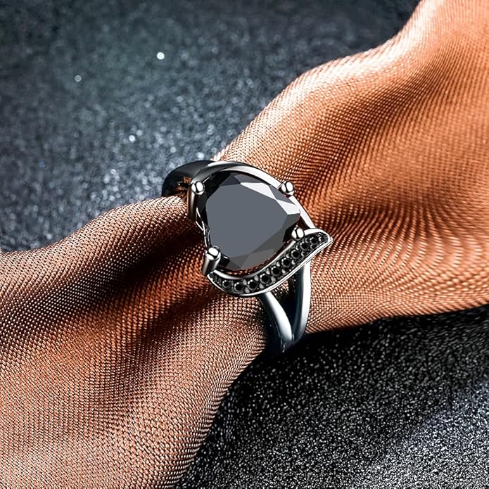 Engagement Rings for Women AAA+ Heart Cubic Zirconia Promise Rings for Her Valentines Day Gifts Womens Rings Black Gold Gothic Rings Promis Ring Wedding Rings Statement Rings for Women