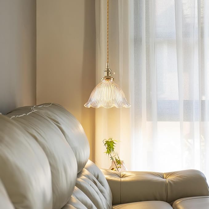 1-Light Vintage Pendant Light, Glass Shade with Brass Finish Island Light, Adjustable Height E26 Base Hanging Ceiling Light for Kitchen Island, Dining Room, Bedroom